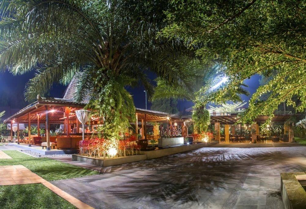 Puteri Gunung Hotel Lembang Extérieur photo