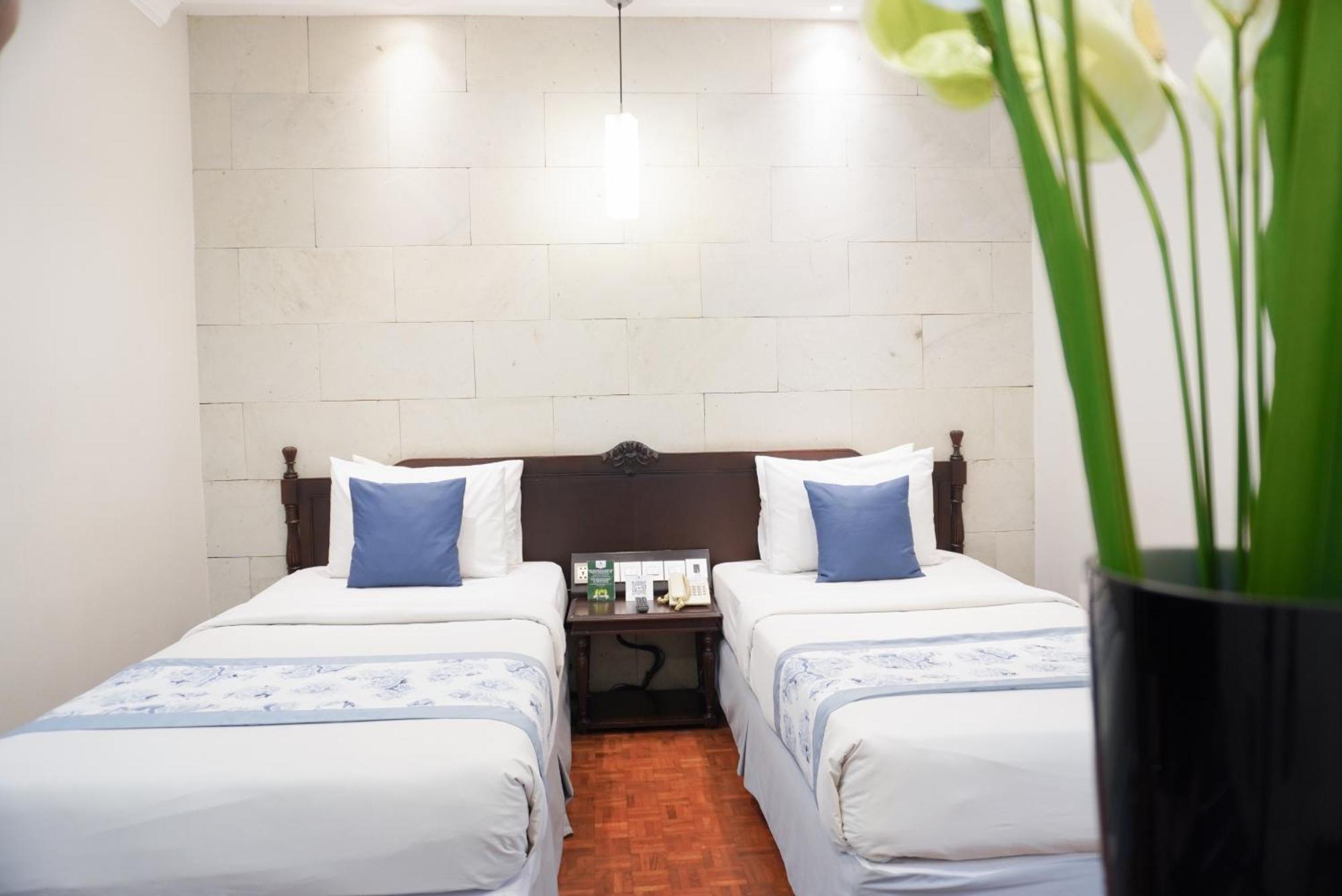 Puteri Gunung Hotel Lembang Extérieur photo