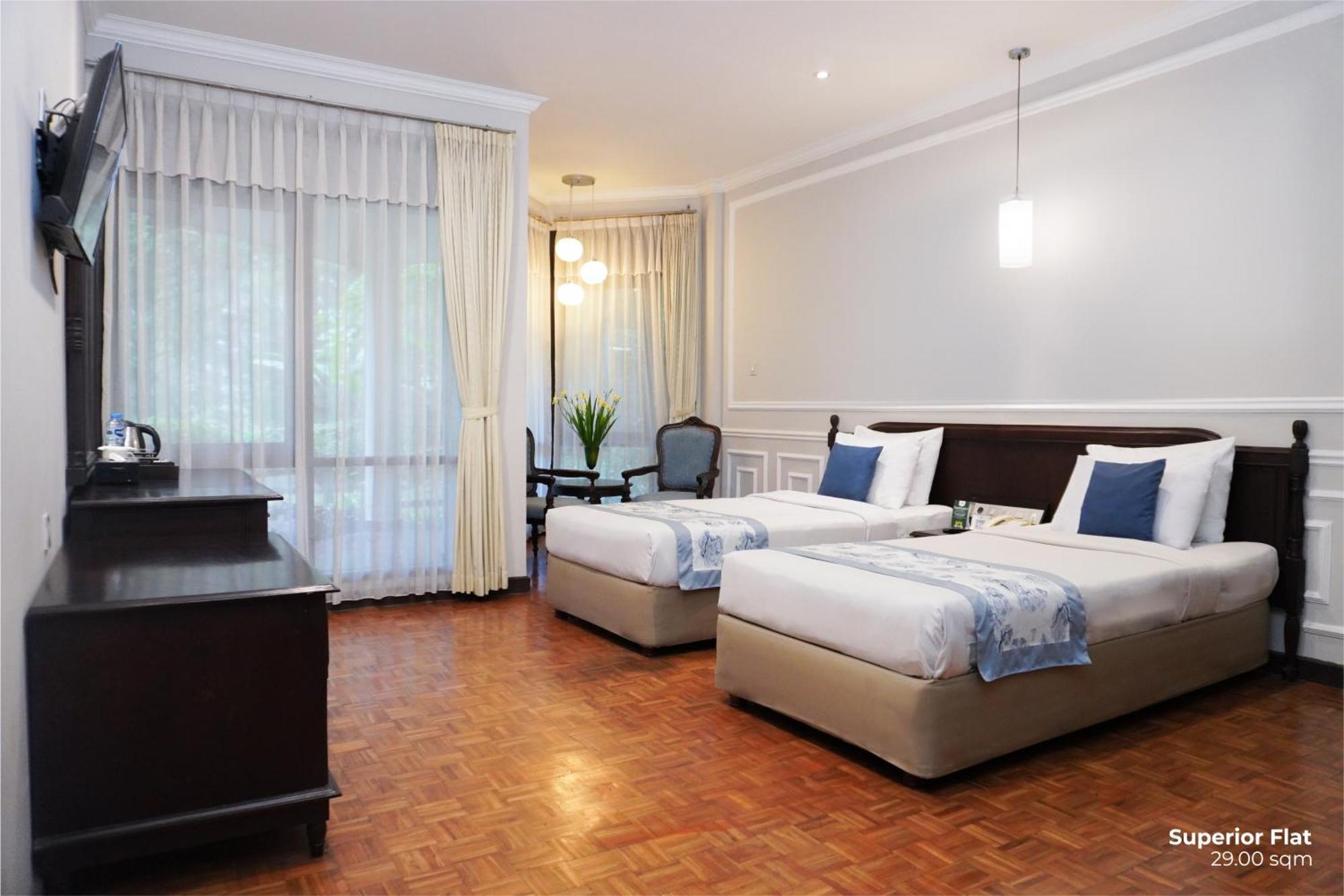 Puteri Gunung Hotel Lembang Extérieur photo