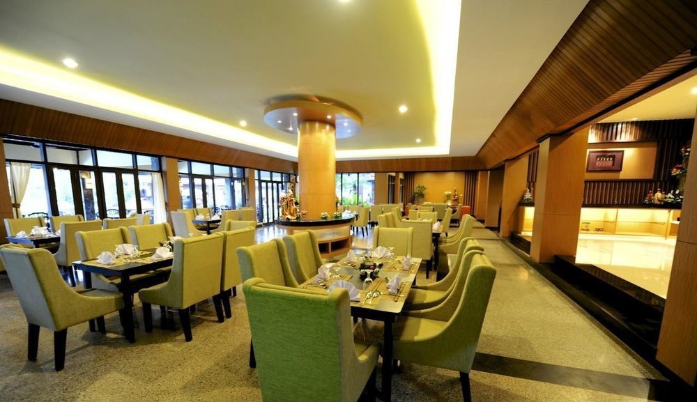 Puteri Gunung Hotel Lembang Extérieur photo