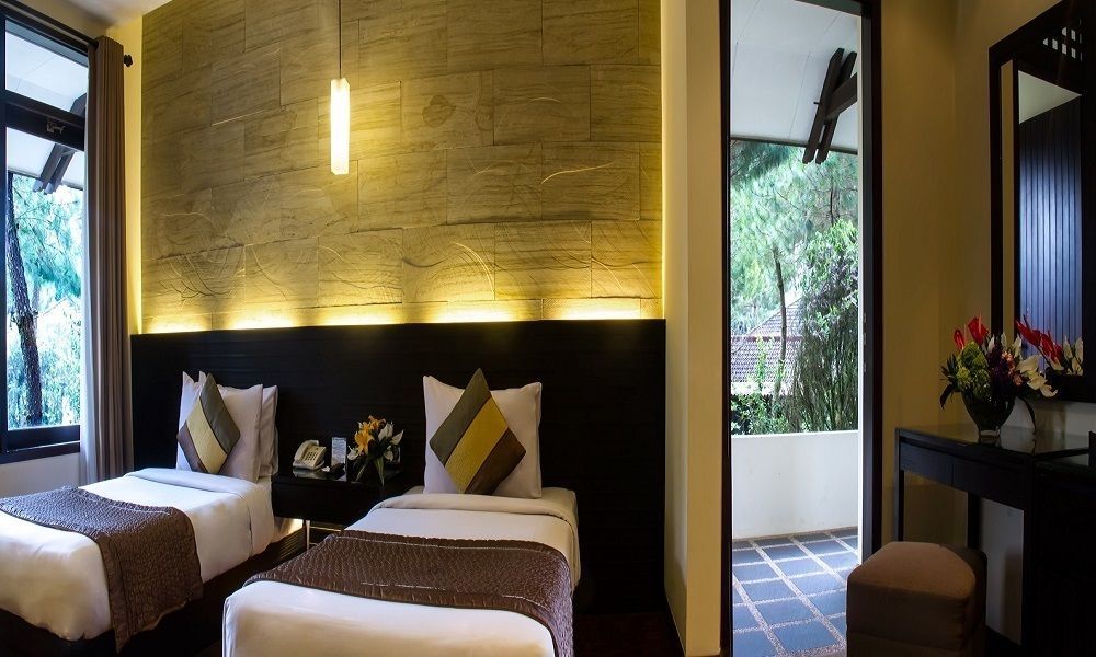 Puteri Gunung Hotel Lembang Extérieur photo