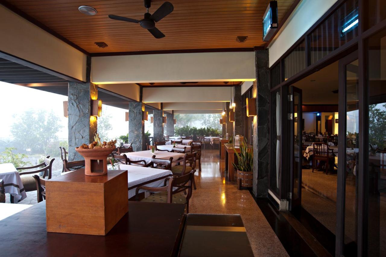 Puteri Gunung Hotel Lembang Extérieur photo